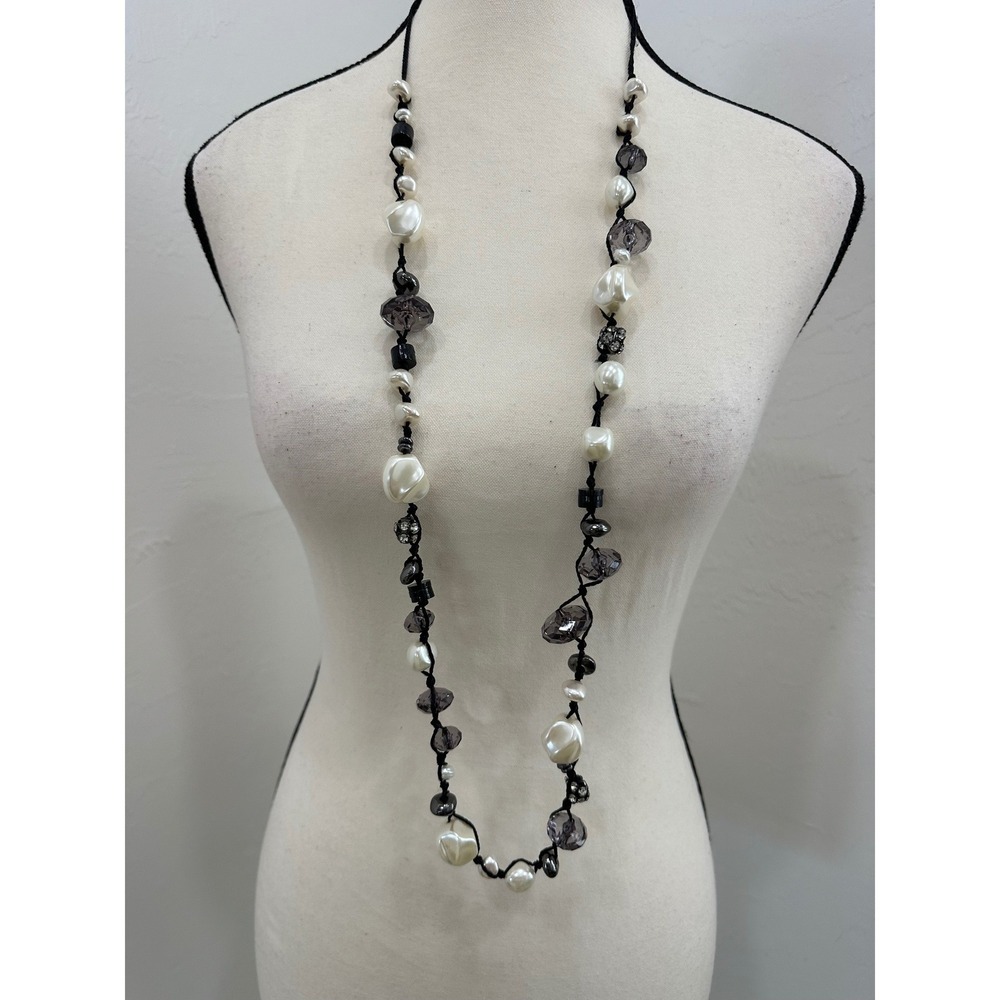 Chico's‎ Long Beaded Faux Pearl Necklace Women OS Black White Good Statement